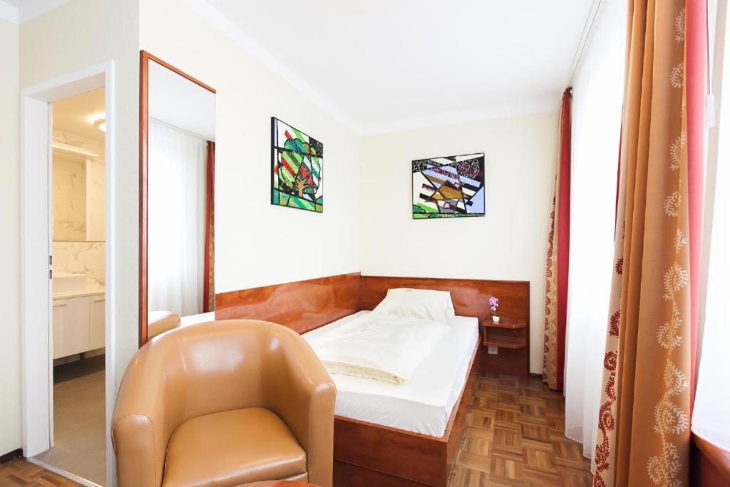 Hotel Am Berliner Platz Λάνγκενφελντ Εξωτερικό φωτογραφία